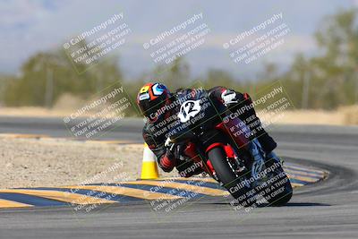 media/Feb-03-2024-SoCal Trackdays (Sat) [[767c60a41c]]/8-Turn 7 (1140am)/